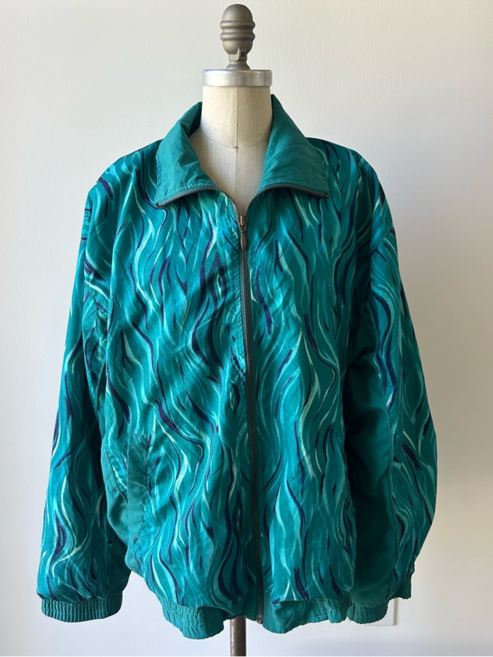 Vintage Westbound Sport Teal Windbreaker with Blue & White Wavy Pattern Size L